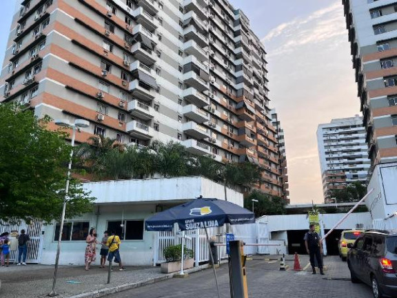 Foto do imóvel Imóvel com 1 Quarto à Venda, 63 m² em Pilares - Rio De Janeiro Foto do imóvel Imóvel com 1 Quarto à Venda, 63 m² em Pilares - Rio De Janeiro