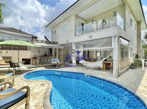 Sobrado com 4 Quartos à Venda, 287 m² em Granja Santa Maria - Carapicuíba