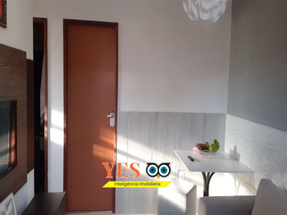 Imagem Casa com 2 Quartos à Venda, 215 m² em Gabriela - Feira De Santana
