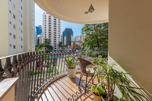 Foto do imóvel Apartamento com 3 Quartos à Venda, 95 m² em Indianópolis - São Paulo