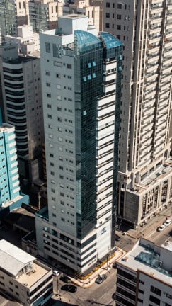Foto do imóvel Apartamento com 4 Quartos à Venda, 254 m² em Meia Praia - Itapema