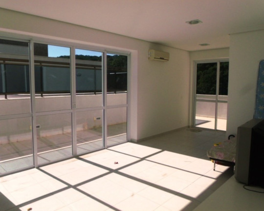 Imagem Apartamento com 4 Quartos à Venda, 390 m² em Centro - São Lourenço Da Serra
