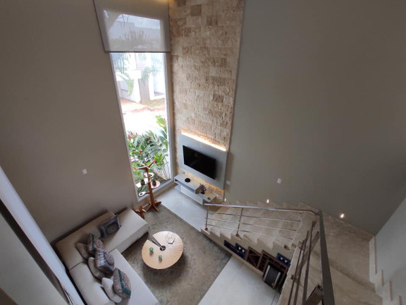 Imagem Imóvel com 
            	3             Quartos à Venda, 189 m² em 
            	Sitios Santa Luzia             - 
            	Aparecida De Goiania            