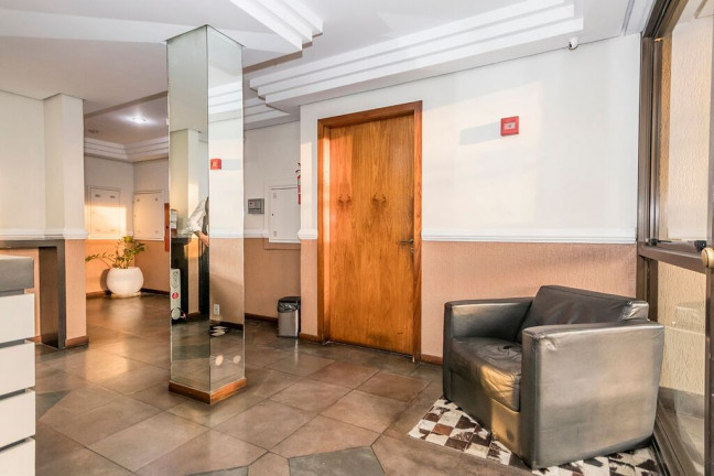 Imagem Apartamento com 3 Quartos à Venda, 79 m² em Cristal - Porto Alegre