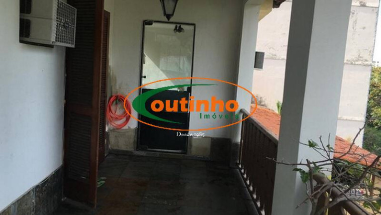 Imagem Casa com 4 Quartos à Venda, 575 m² em Grajaú - Rio De Janeiro