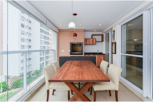 Foto do imóvel Apartamento com 3 Quartos à Venda, 134 m² em Aclimação - São Paulo