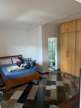 Imagem Casa com 4 Quartos à Venda, 311 m² em Vila Silviânia - Carapicuíba