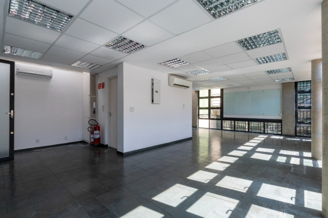 Foto do imóvel Casa à Venda, 400 m² em Alto Da Lapa - São Paulo