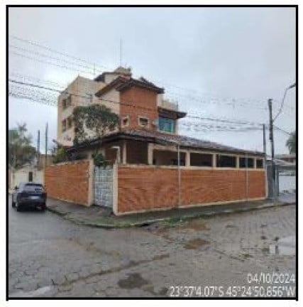Foto do imóvel Casa com 1 Quarto à Venda, 350 m² em Centro - Caraguatatuba