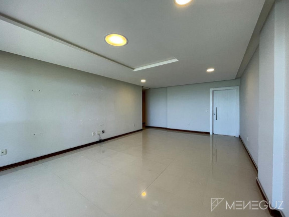 Imagem Apartamento com 4 Quartos à Venda, 220 m² em Centro - Guarapari