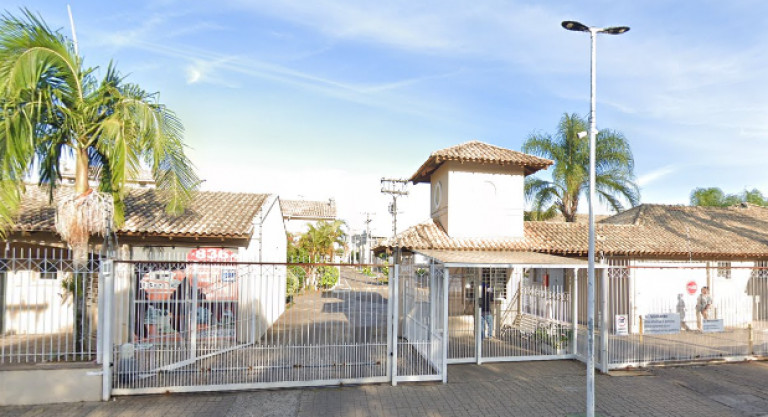 Imagem Casa de Condomínio com 2 Quartos à Venda, 79 m² em Humaitá - Porto Alegre