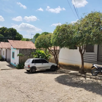 Imagem Casa com 3 Quartos à Venda, 67 m² em Porto Alegre - Teresina