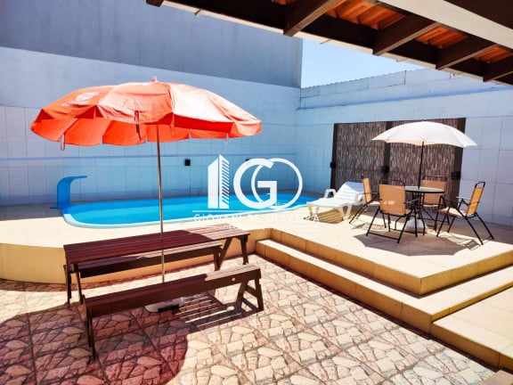 Foto do imóvel Casa com 3 Quartos à Venda, 170 m² em Centro - Laguna