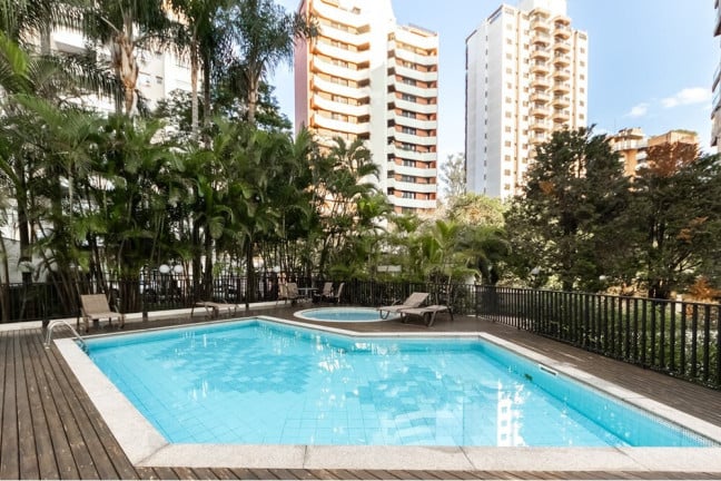 Foto do imóvel Apartamento com 3 Quartos à Venda, 130 m² em Panamby - São Paulo