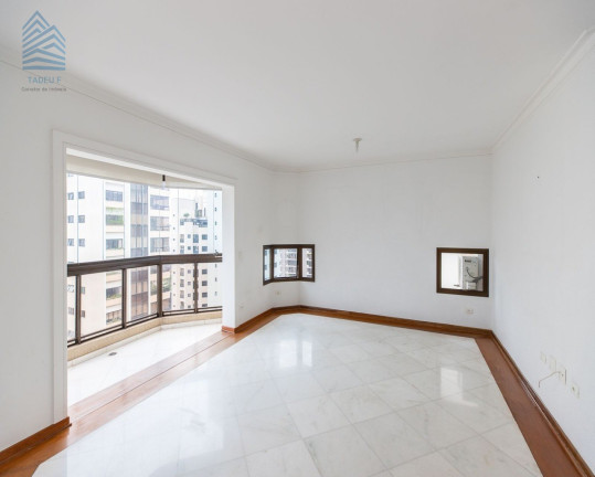 Foto do imóvel Imóvel com 4 Quartos à Venda, 172 m² em Moema - São Paulo