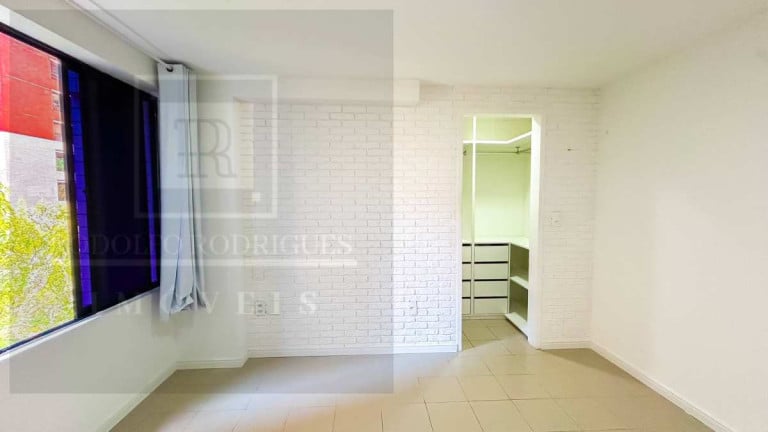 Foto do imóvel Apartamento com 2 Quartos à Venda, 65 m² em Meireles - Fortaleza