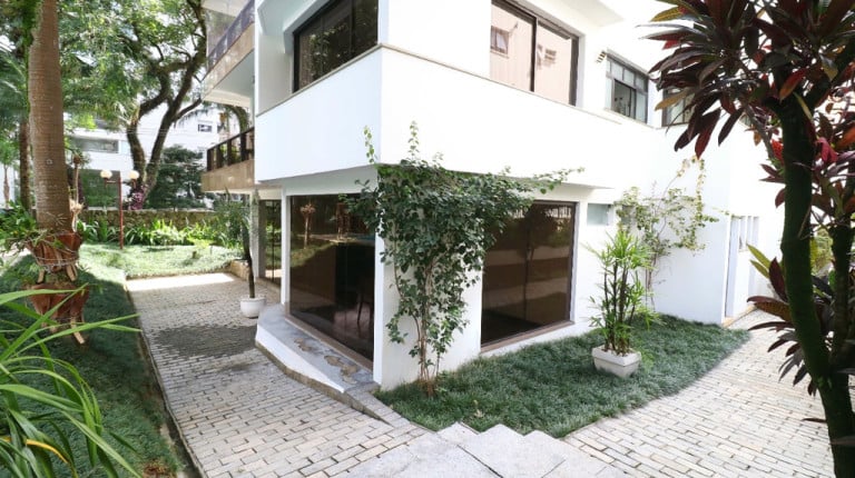 Foto do imóvel Apartamento com 3 Quartos à Venda, 200 m² em Campo Belo - São Paulo