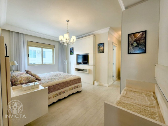 Foto do imóvel Apartamento com 3 Quartos à Venda, 200 m² em Centro - Balneário Camboriú