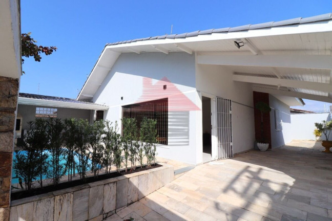 Imagem Casa com 3 Quartos à Venda, 124 m² em Parque Turístico - Peruíbe