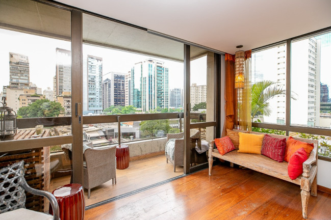 Foto do imóvel Apartamento com 3 Quartos à Venda, 225 m² em Itaim Bibi - São Paulo