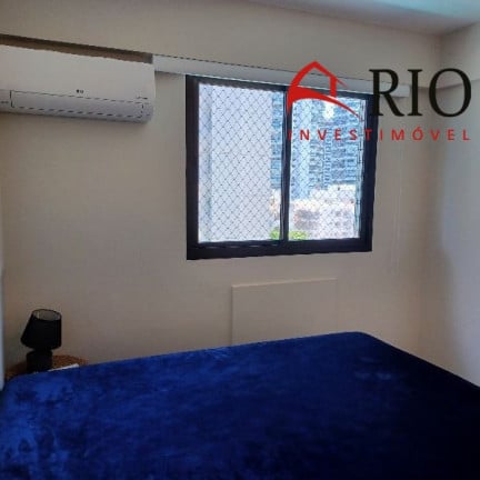Imagem Apartamento com 4 Quartos à Venda, 131 m² em Barra Da Tijuca - Rio De Janeiro