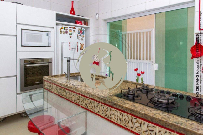 Foto do imóvel Sobrado com 4 Quartos à Venda, 178 m² em Ponta Da Praia - Santos