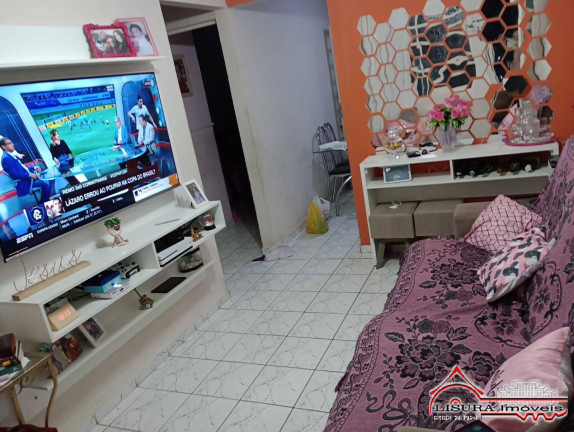 Foto do imóvel Casa de Condomínio com 2 Quartos à Venda, 60 m² em Parque Santo Antônio - Jacareí