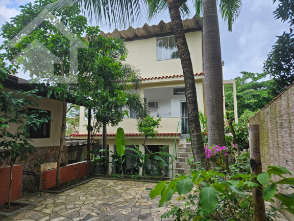 Imagem Casa com 3 Quartos à Venda, 400 m² em Curicica - Rio De Janeiro