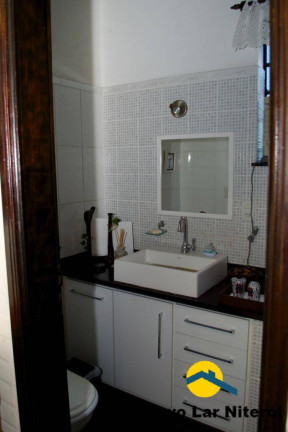 Foto do imóvel Casa com 6 Quartos à Venda, 240 m² em São Domingos - Niterói