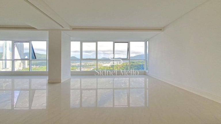 Foto do imóvel Apartamento com 3 Quartos à Venda, 182 m² em 2 Quadra Sul - Balneário Camboriú