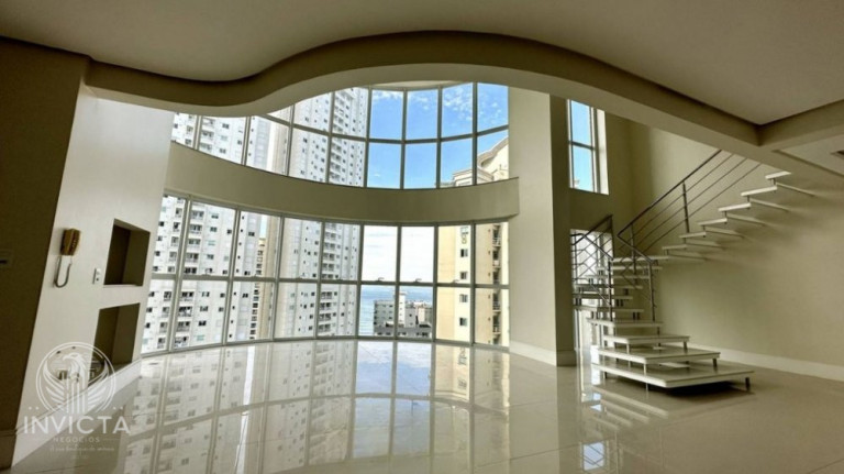 Foto do imóvel Apartamento com 4 Quartos à Venda, 240 m² em Centro - Balneário Camboriú