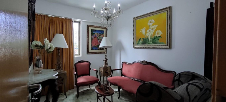 Imagem Imóvel com 3 Quartos à Venda, 130 m² em Casa Amarela - Recife