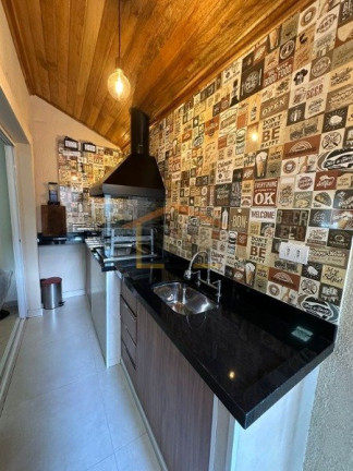 Foto do imóvel Casa de Condomínio com 3 Quartos à Venda, 240 m² em Torres Tibagy - Guarulhos