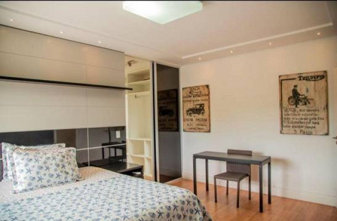 Imagem Casa com 6 Quartos para Temporada, 1.111 m² em Florianópolis