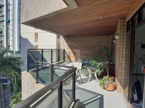 Imagem Apartamento com 4 Quartos à Venda, 240 m² em Ingá - Niterói