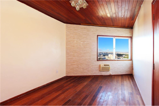 Imagem Apartamento com 2 Quartos à Venda, 63 m² em Centro Histórico - Porto Alegre