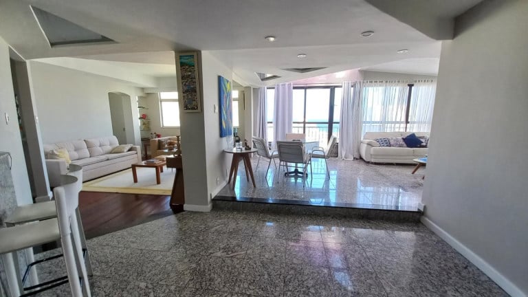 Imagem Apartamento com 4 Quartos à Venda, 240 m² em Pituba - Salvador