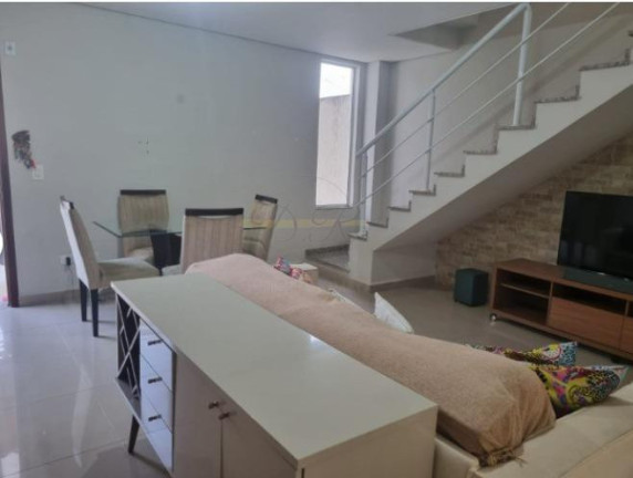 Imagem Casa com 2 Quartos à Venda, 88 m² em Nova Cerejeira - Atibaia