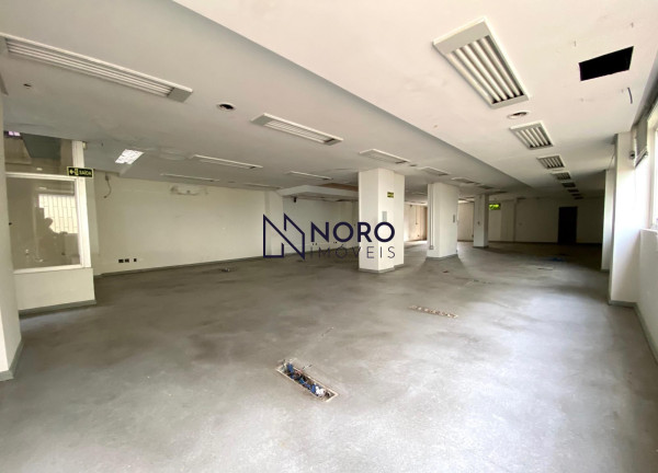 Foto do imóvel Sala Comercial à Venda, 320 m² em Centro - Santa Maria