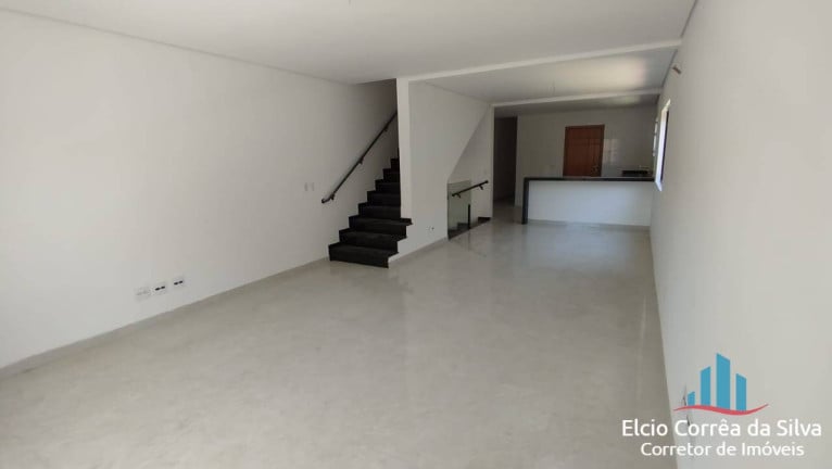 Foto do imóvel Casa com 3 Quartos à Venda, 220 m² em Embaré - Santos