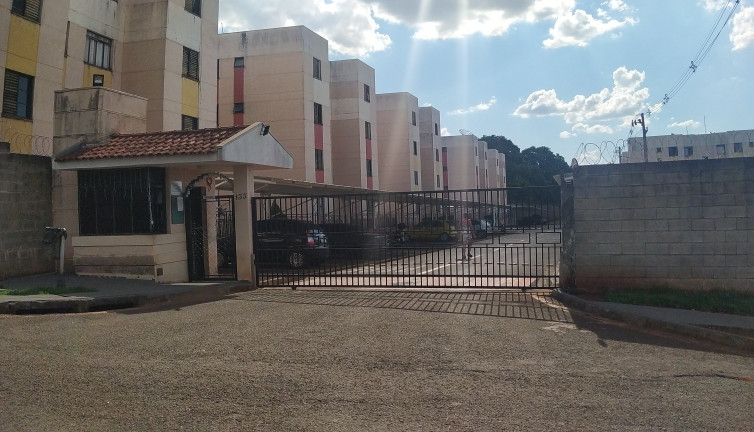 Imagem Apartamento com 2 Quartos à Venda, 54 m² em São Pedro - Londrina