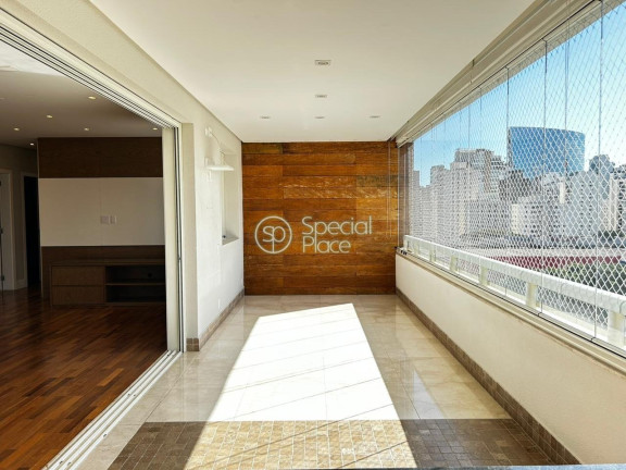 Foto do imóvel Apartamento com 3 Quartos à Venda, 250 m² em Itaim Bibi - São Paulo