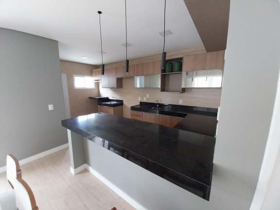 Foto do imóvel Casa com 3 Quartos à Venda, 229 m² em Sabiaguaba - Fortaleza