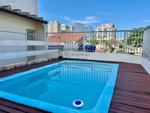 Foto do imóvel Casa com 6 Quartos à Venda, 270 m² em Barra Da Tijuca - Rio De Janeiro