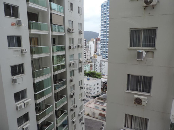 Imagem Apartamento com 2 Quartos à Venda, 70 m² em Centro - Balneário Camboriú