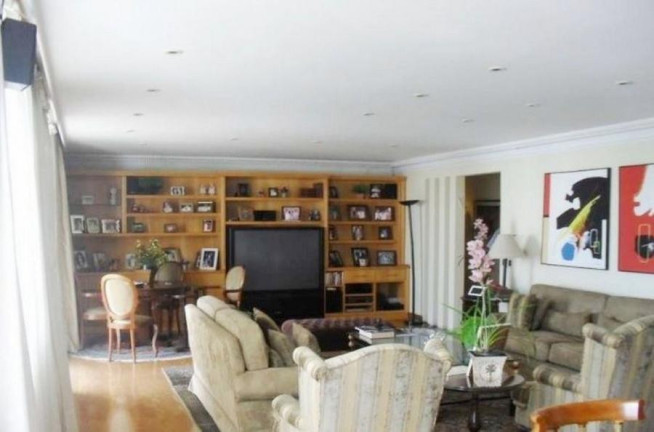 Foto do imóvel Apartamento com 3 Quartos à Venda, 267 m² em Jardim Paulistano - São Paulo