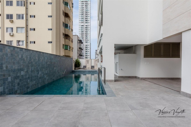 Foto do imóvel Apartamento com 3 Quartos à Venda, 131 m² em Centro - Balneário Camboriú