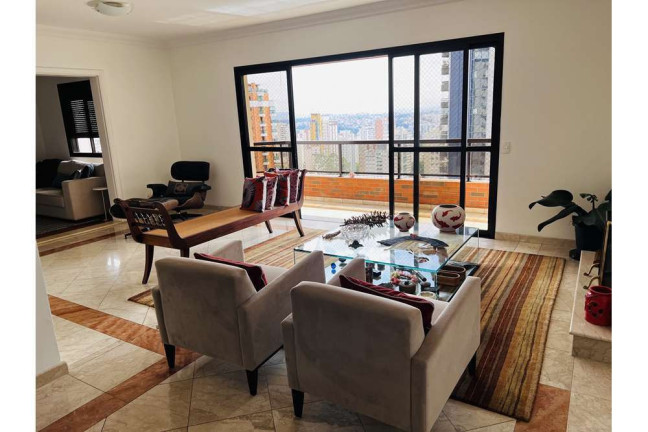 Foto do imóvel Apartamento com 3 Quartos à Venda, 176 m² em Vila Suzana - São Paulo