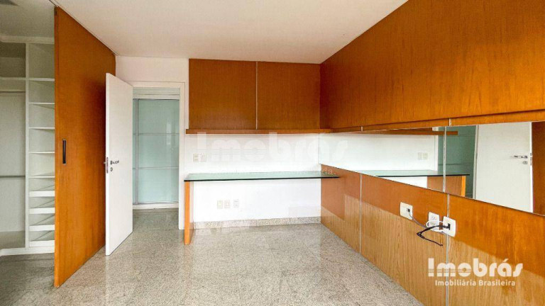 Foto do imóvel Apartamento com 4 Quartos à Venda, 300 m² em Meireles - Fortaleza