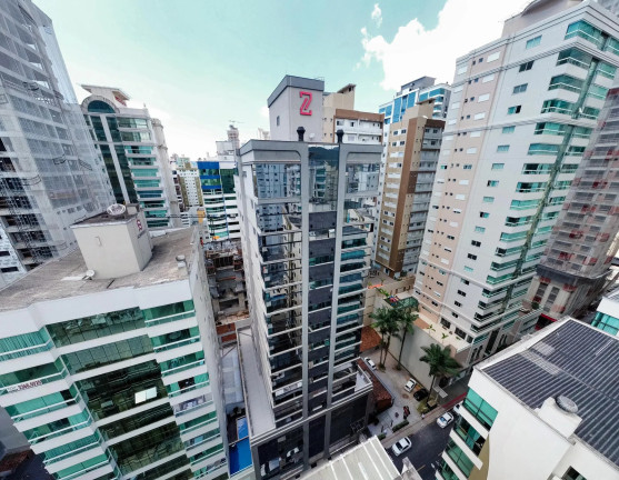 Foto do imóvel Apartamento com 3 Quartos à Venda, 118 m² em Meia Praia - Itapema